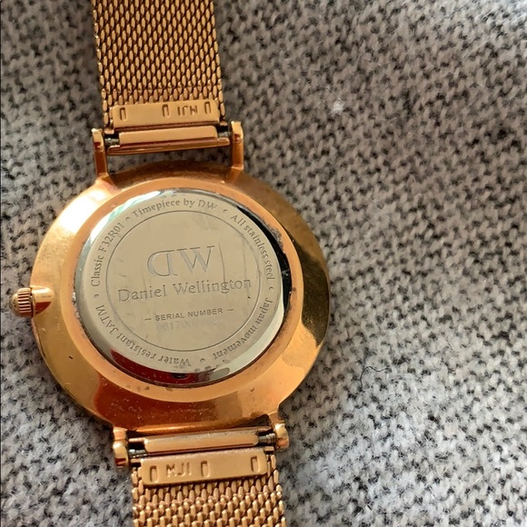 Daniel Wellington Petite Melrose - Picture 4 of 7